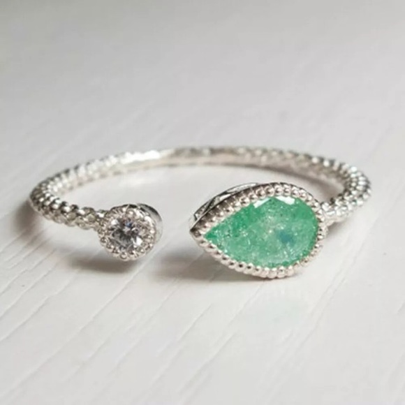 Jewelry - Dryad Silver Leaf Open Ring